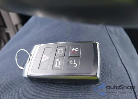 2018 Land Rover Discovery Hse from USA, damaged, VIN SALRR2RV6JA058898